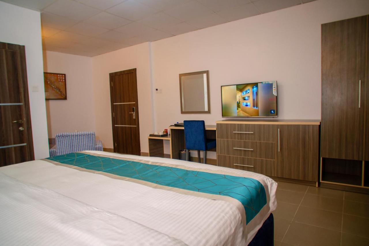 Riviera Suites Lagos Eksteriør billede