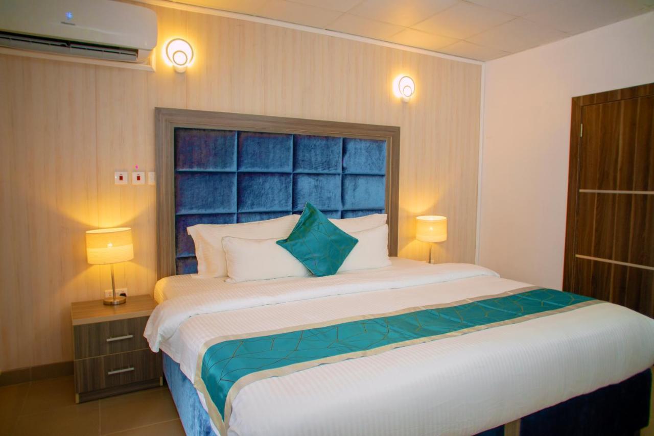 Riviera Suites Lagos Eksteriør billede