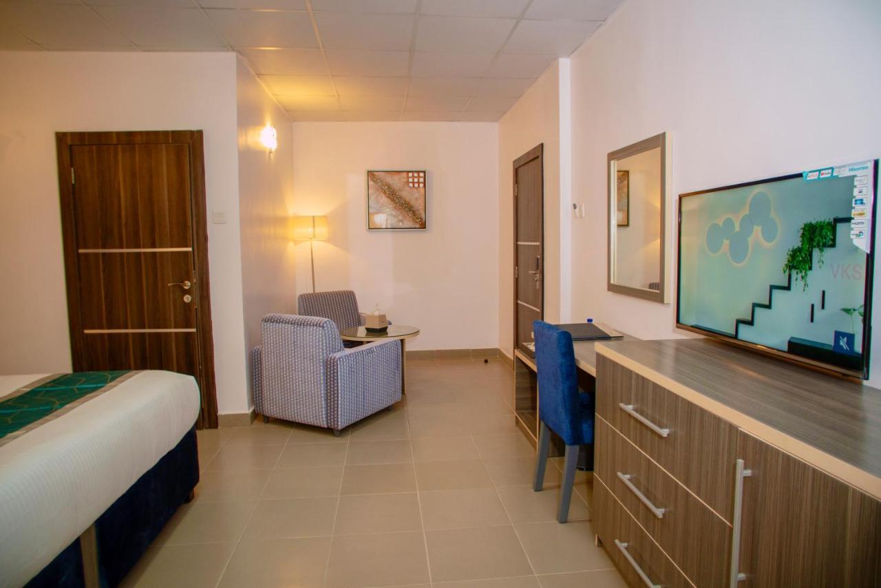 Riviera Suites Lagos Eksteriør billede
