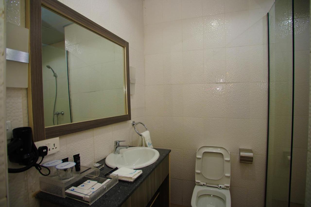Riviera Suites Lagos Eksteriør billede