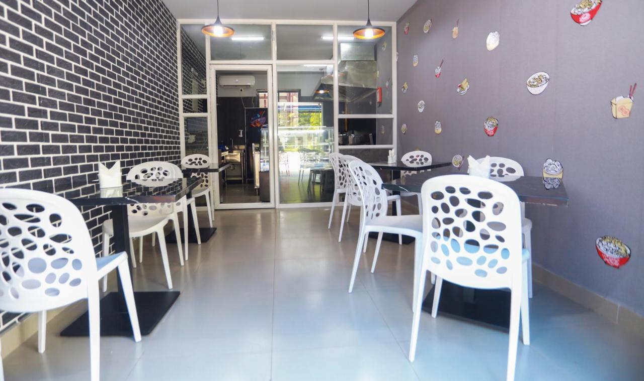 Riviera Suites Lagos Eksteriør billede