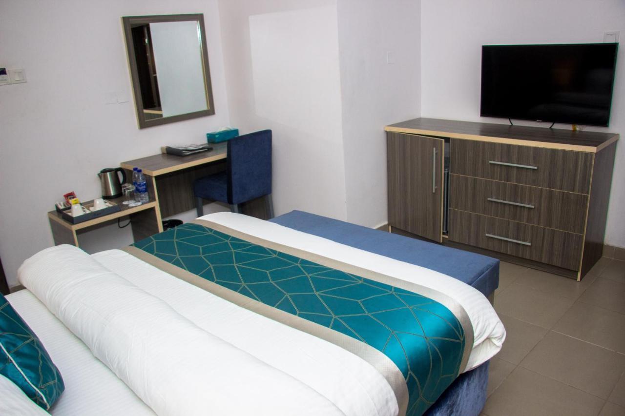 Riviera Suites Lagos Eksteriør billede